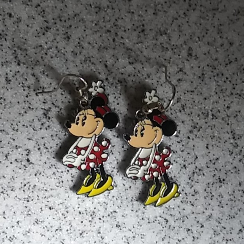 Minnie mouse errings